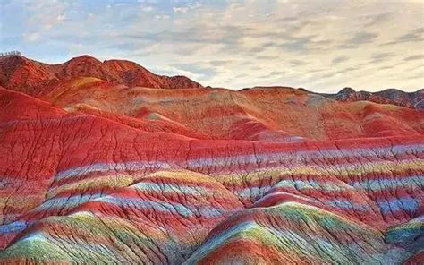 青土 白土|中国的五色土是哪五种土？ 分布在那儿里